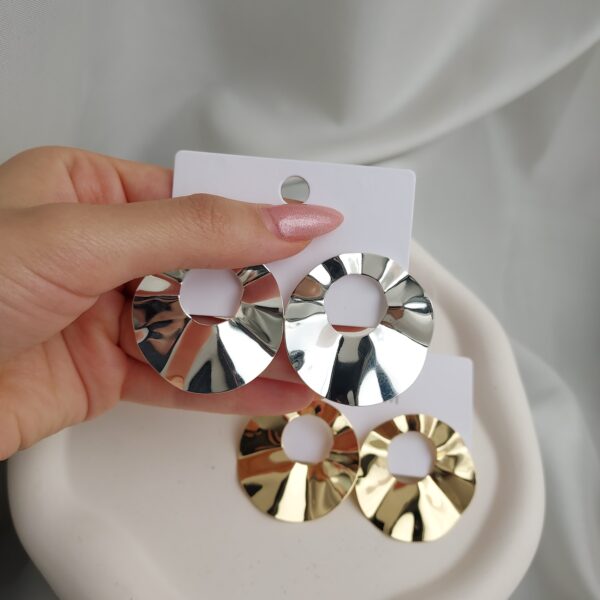 گوشواره دفرمه گل