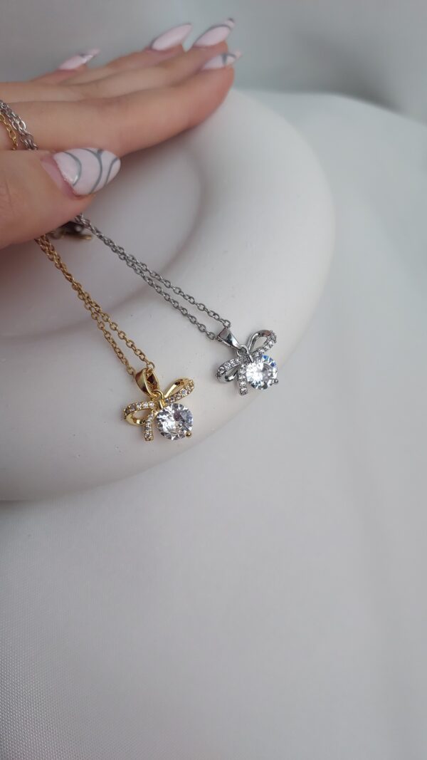 گردنبند پاپیونی کوچک