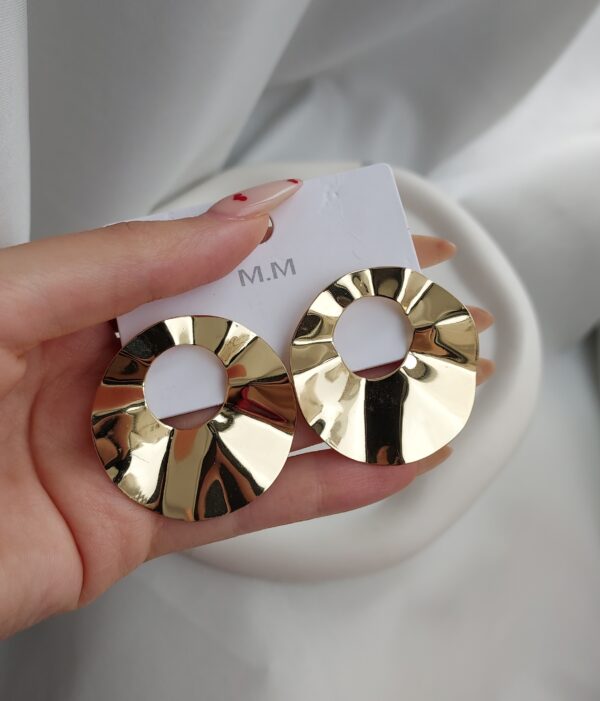 گوشواره دفرمه گل طلایی