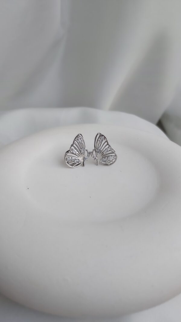 گوشواره پروانه ایی نقره ایی