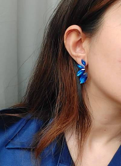 گوشواره نیمه گل آبی