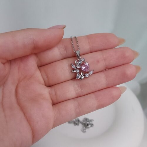 گردنبند صورتی قلب و ماه کوچک