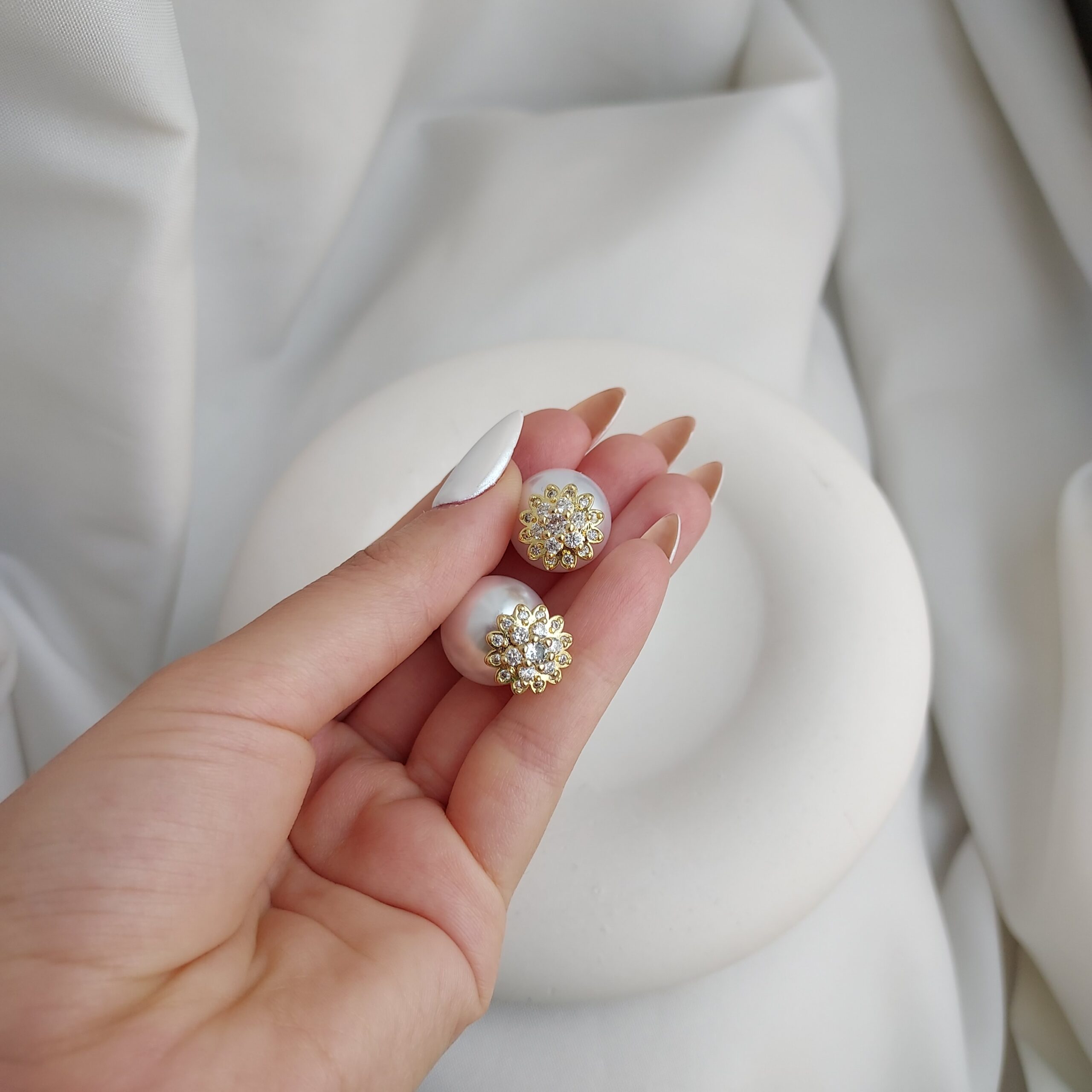 گوشواره مرواریدی