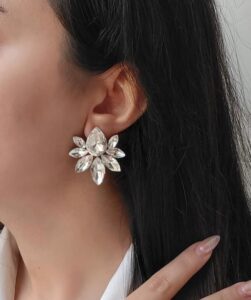 گوشواره مجلسی سفید