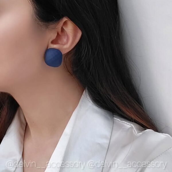 گوشواره دکمه ایی مینیمال