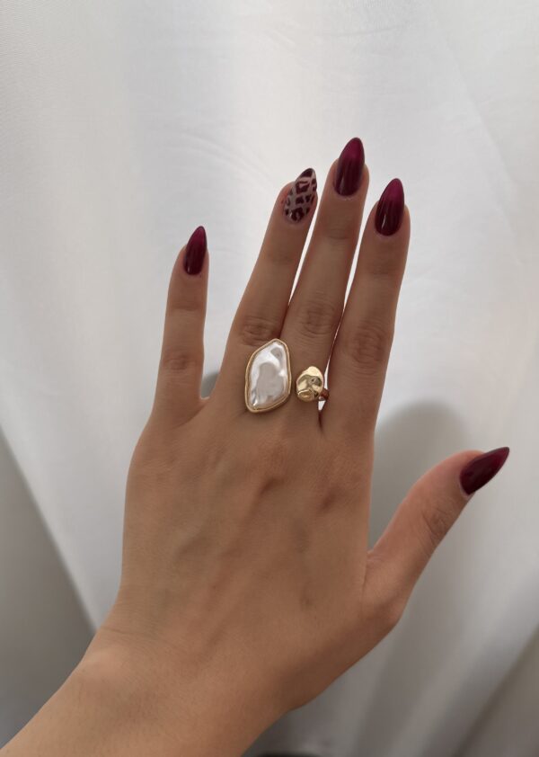 انگشتر باروک طلایی