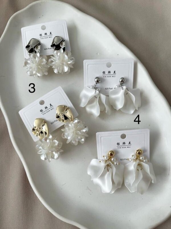 گوشواره صدفی