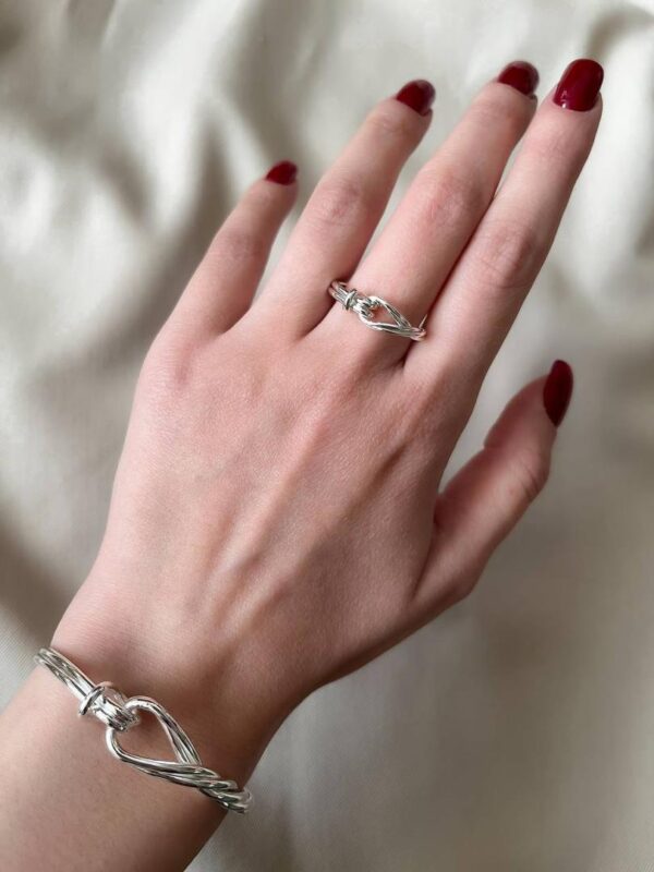 بنگل نقره ایی